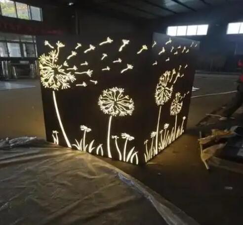桥西耐候钢灯箱